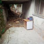 Nadžija H. (2000)  - Der Eingang meines Hauses in Srebrenica. Dort wohnen jetzt serbische Flüchtlinge.