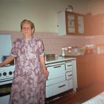 Nadžija H. (2000)  - Meine Tante erinnert mich so sehr an meine Mutter, die im Krieg umgekommen ist.
